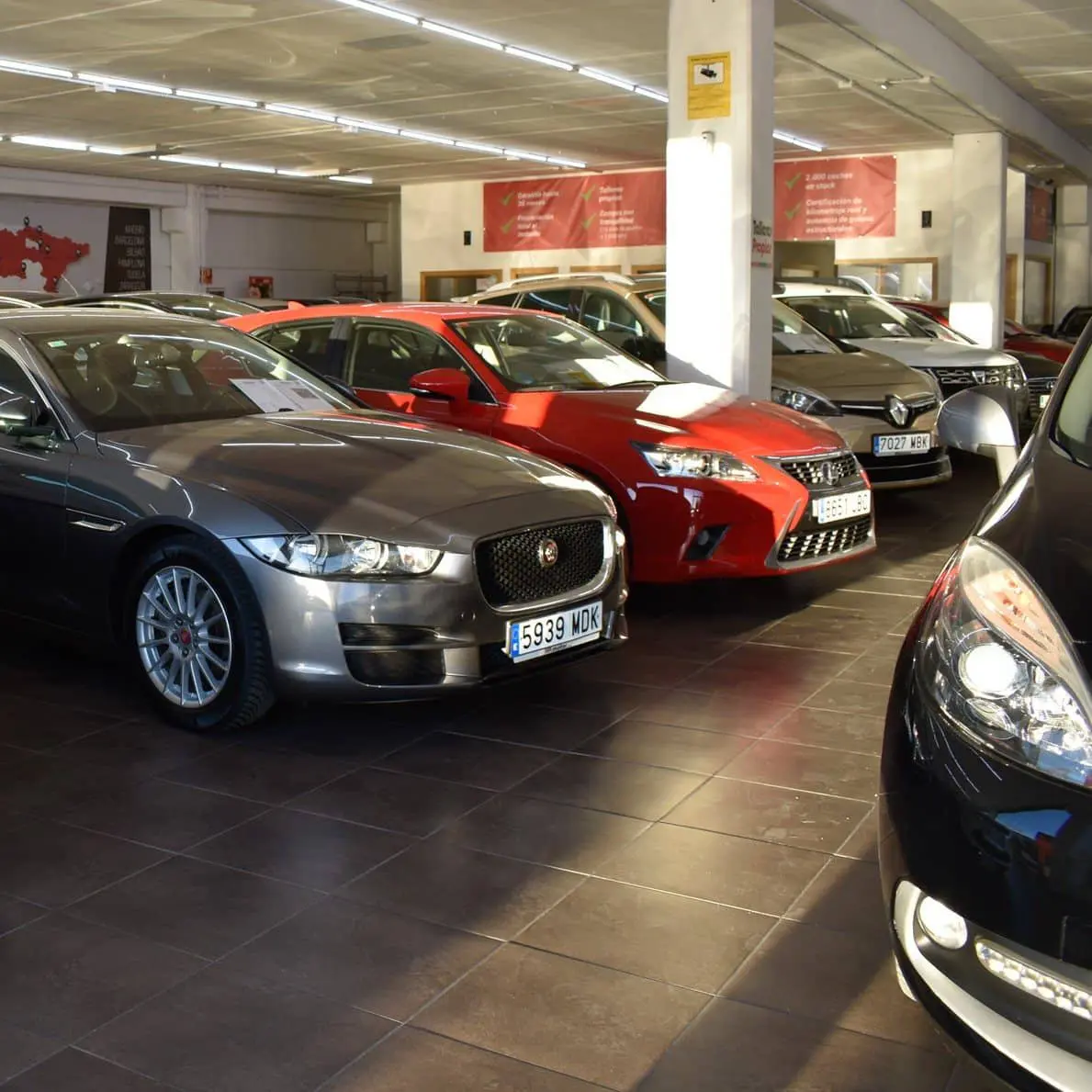 Concesionario de coches de segunda mano en Collado Villalba - HR Motor