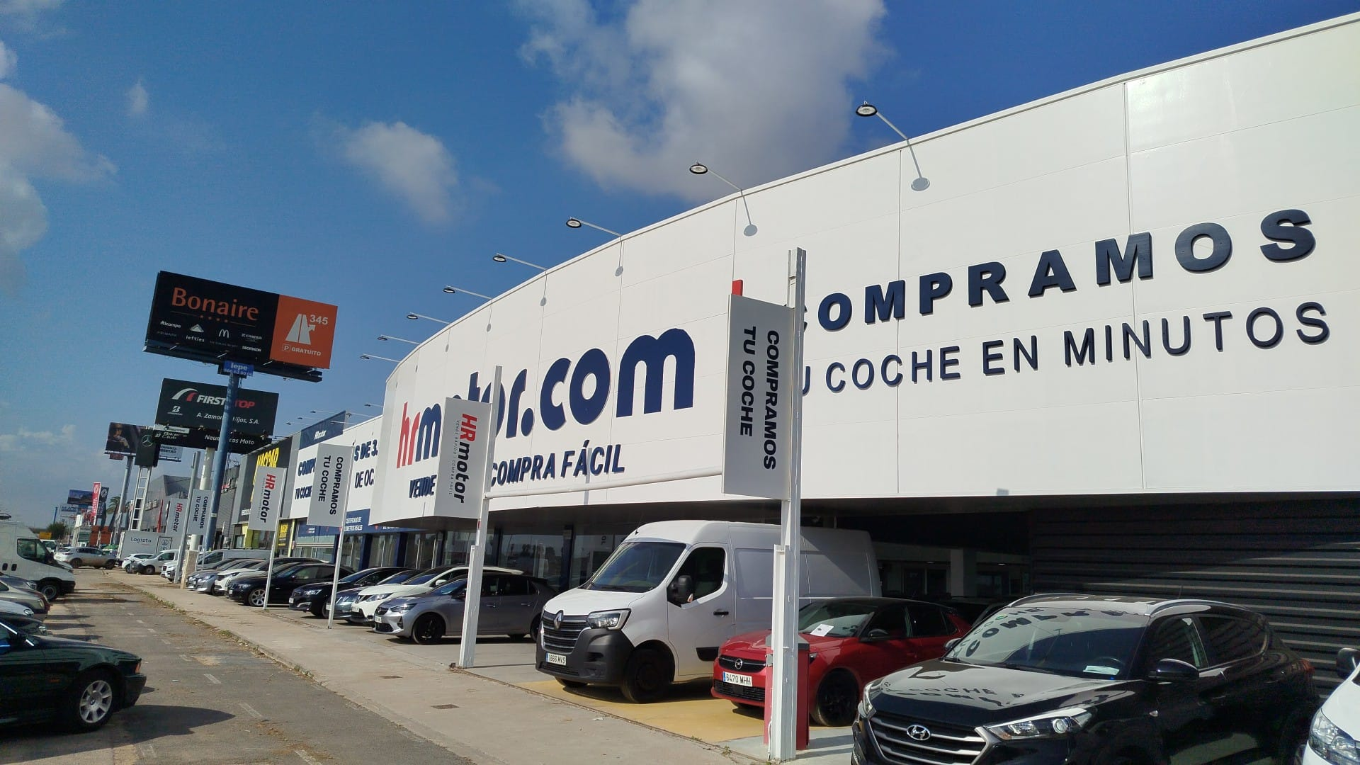 HR Motor - Concesionario de coches de segunda mano en Valencia - 4