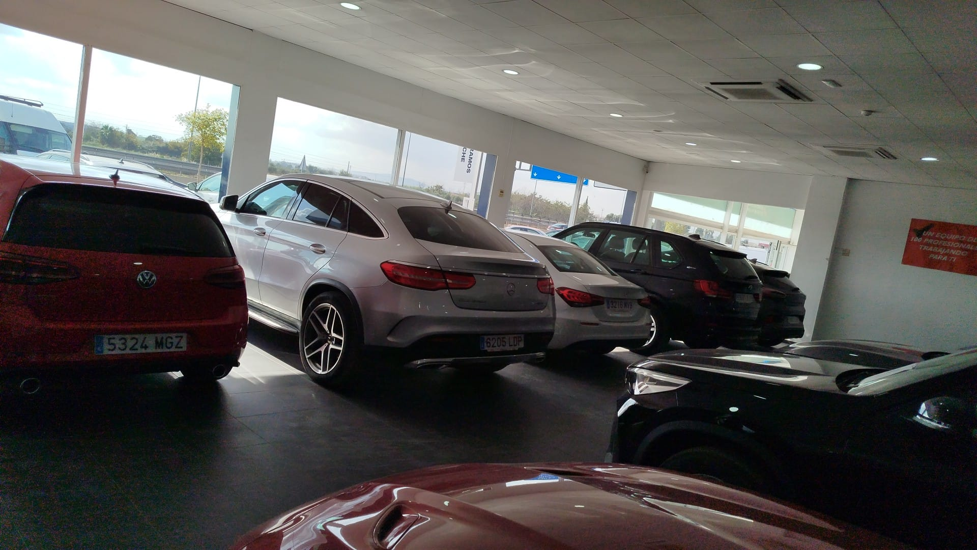 HR Motor - Concesionario de coches de segunda mano en Valencia - 11