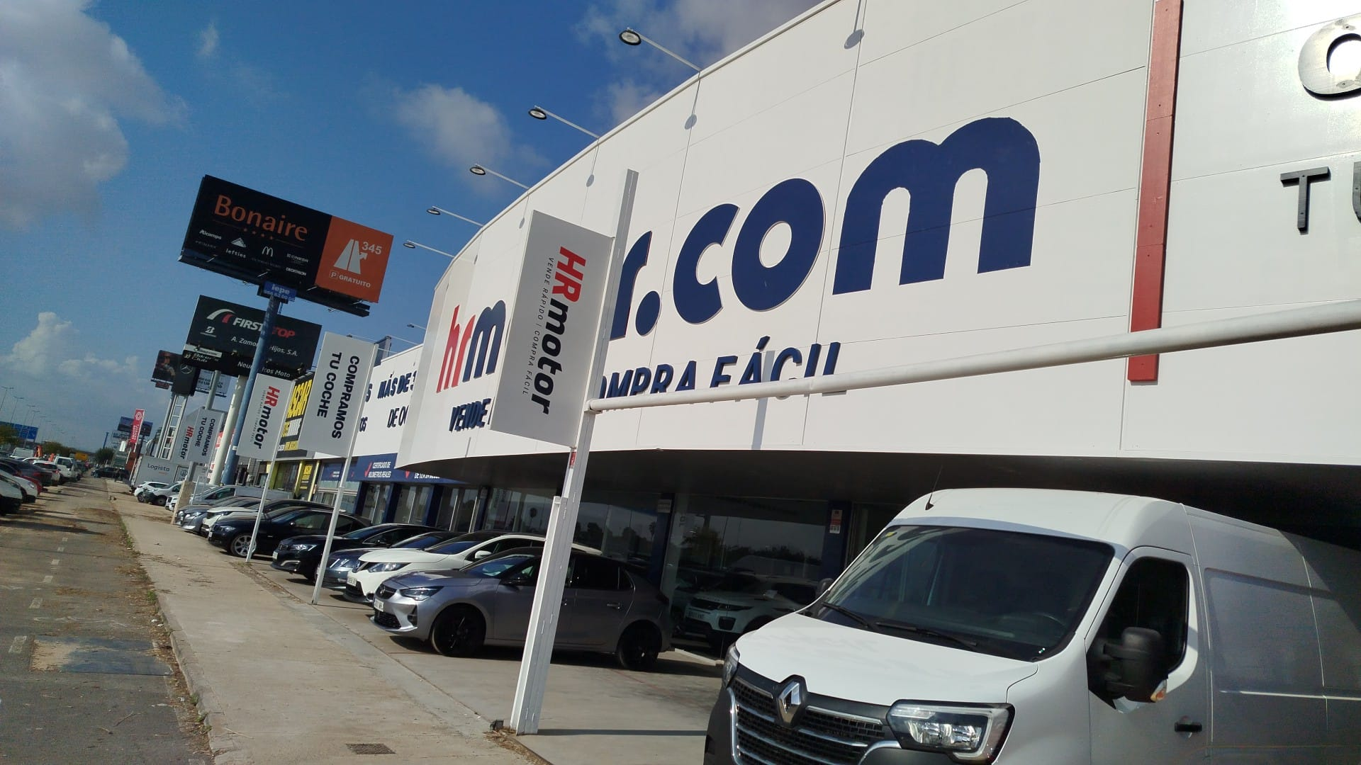 HR Motor - Concesionario de coches de segunda mano en Valencia - 3