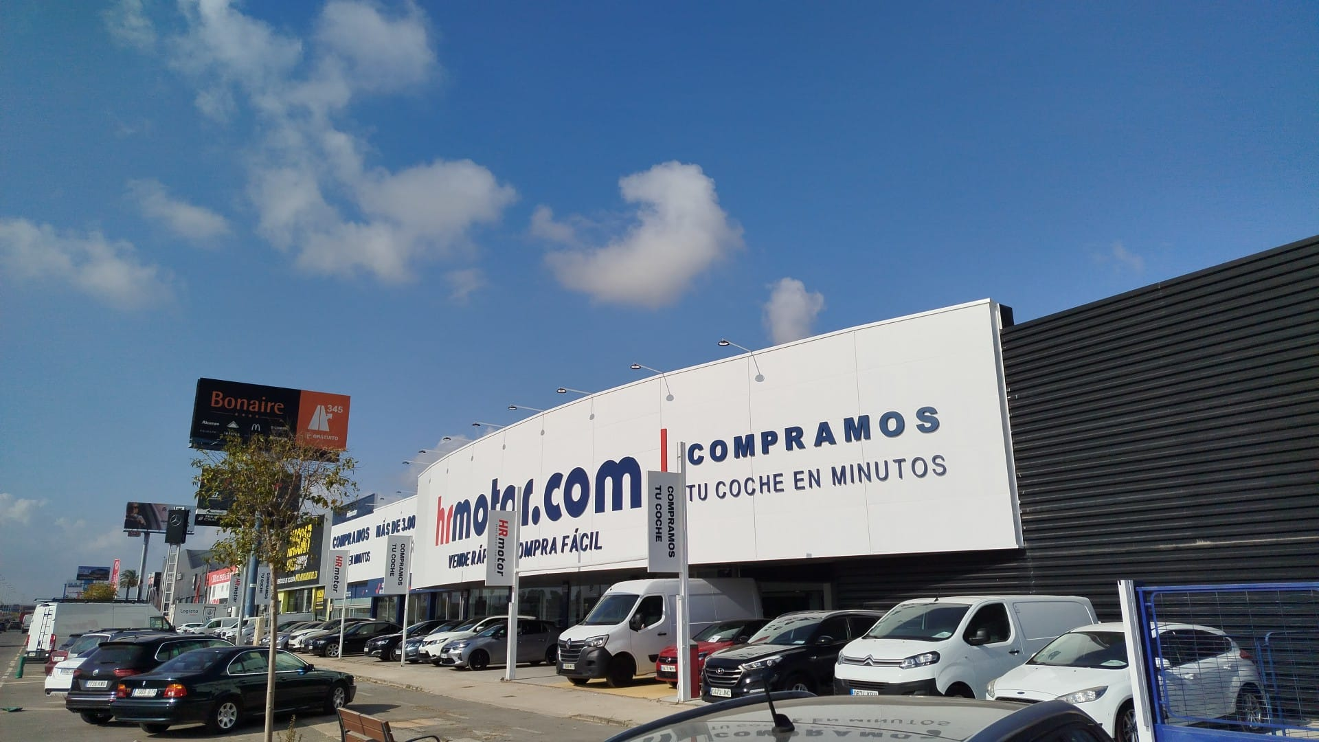 HR Motor - Concesionario de coches de segunda mano en Valencia - 2