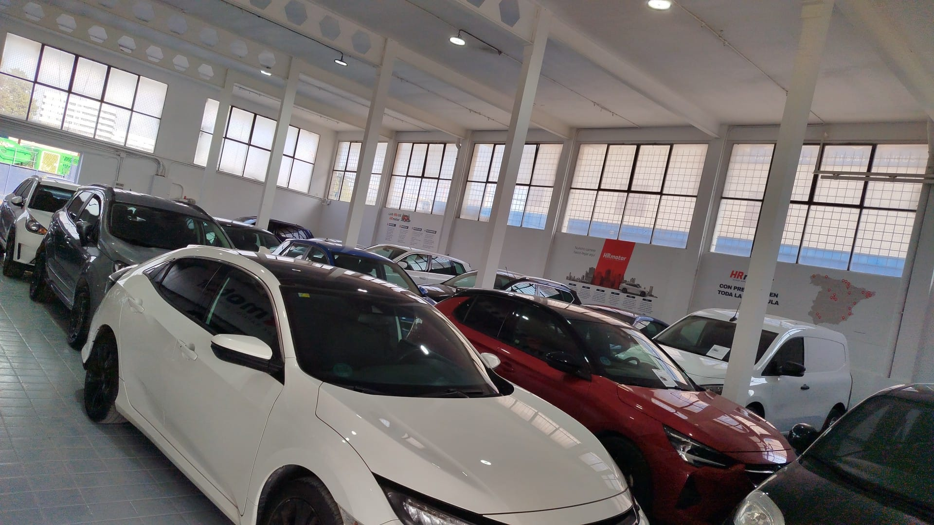 HR Motor - Concesionario de coches de segunda mano en Valencia - 9