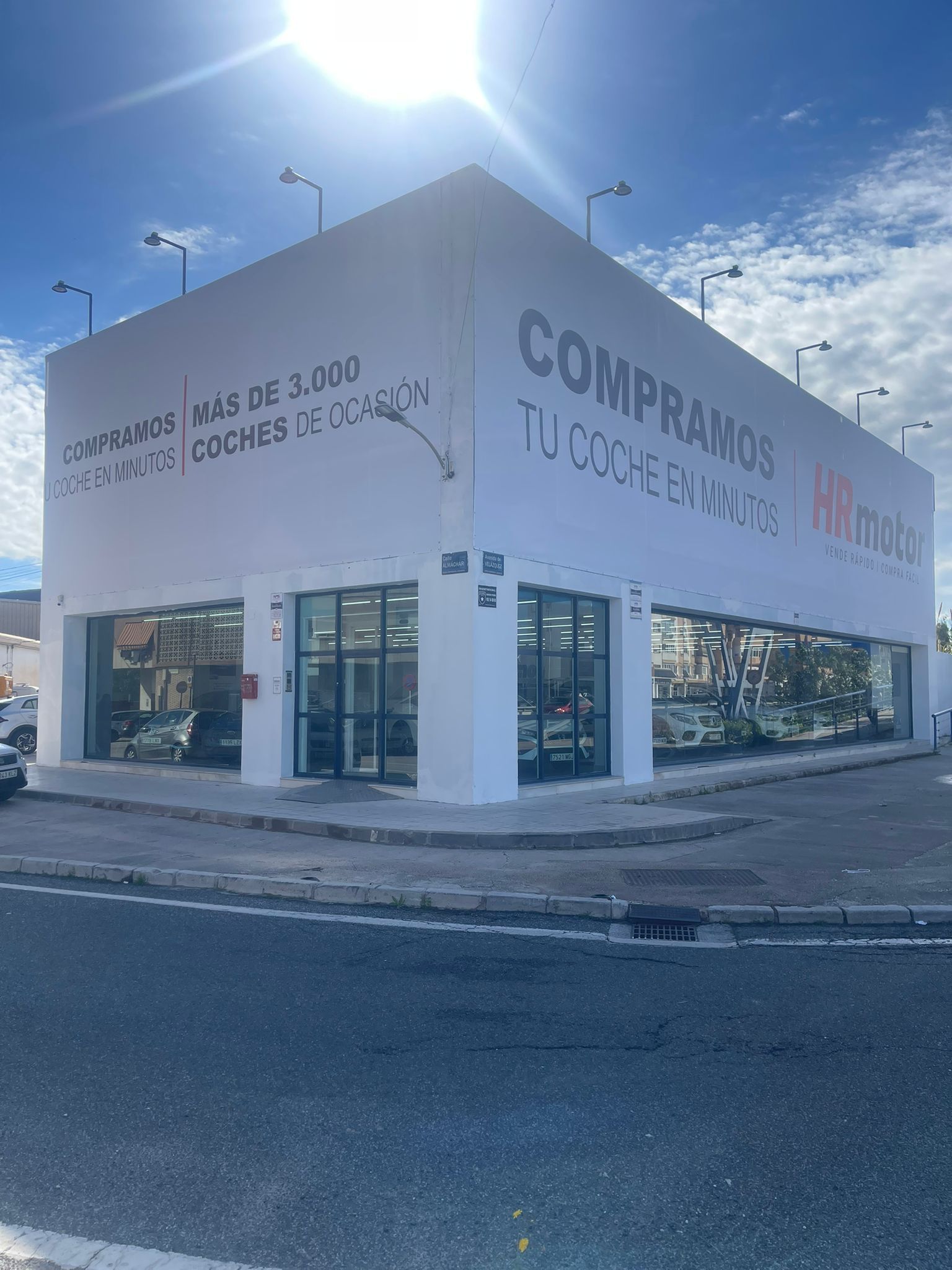 HR Motor - Concesionario de coches de segunda mano en Málaga Centro - 2