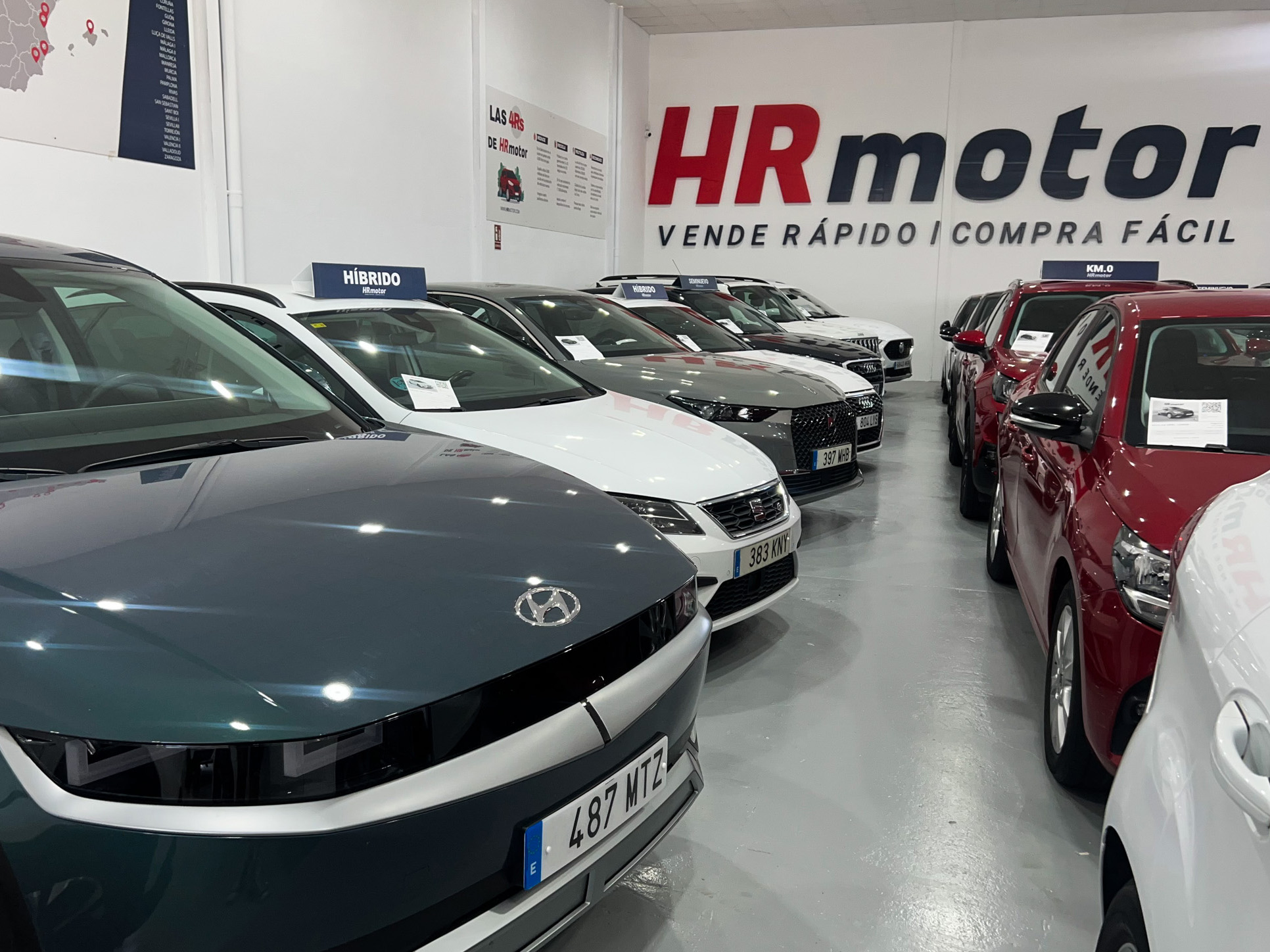 HR Motor - Concesionario de coches de segunda mano en Valencia Paterna - 1
