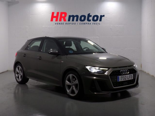 Audi A1 30 Sportback 1.0 TFSI S line Audi A1 30 Sportback 1.0 TFSI S line