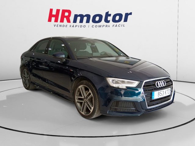 Audi A3 1.5 TSI Sedán 35 TFSI S Line