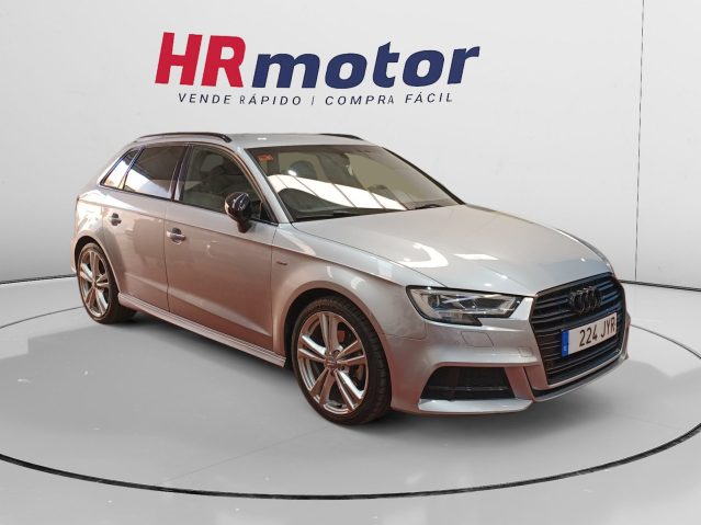 Audi A3 Sportback 1.6 TDI clean diesel S line