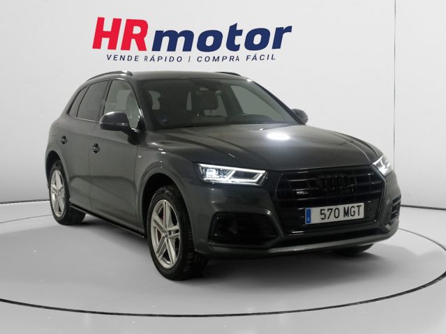 Audi Q5 2.0 eTFSI S line quattro