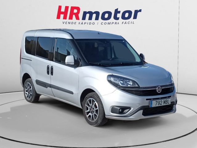 Fiat Doblo Cargo 1.6 Multijet Trekking Combi