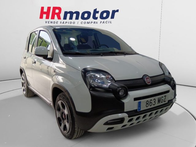 Fiat Panda 1.0 Mild Hybrid City Cross 4x2 Fiat Panda 1.0 Mild Hybrid City Cross 4x2