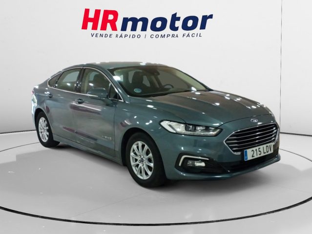 Ford Mondeo 2.0 Hybrid Titanium