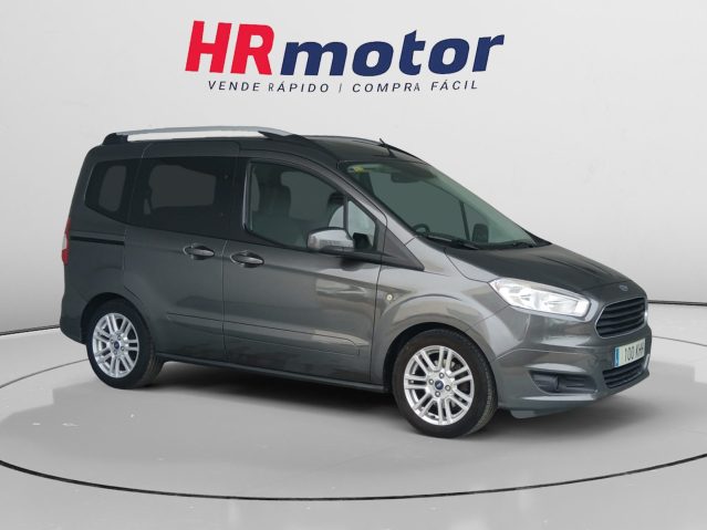 Ford Tourneo Courier 1.0 EcoBoost Titanium
