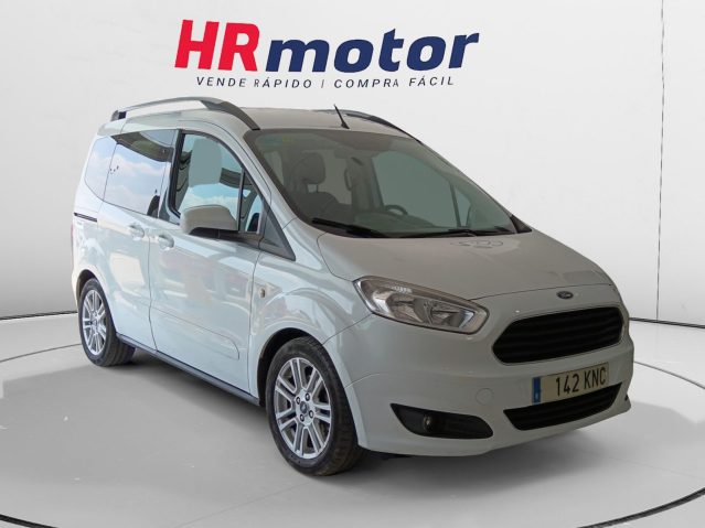 Ford Tourneo Courier 1.0 EcoBoost Titanium