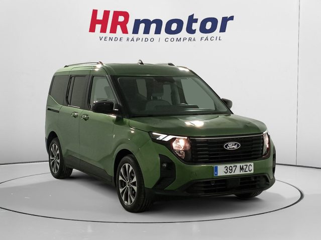 Ford Tourneo Courier 1.0 EcoBoost Titanium