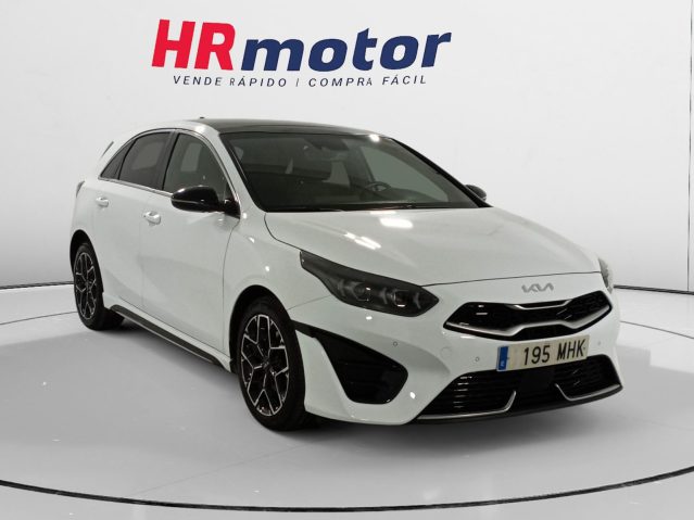 Kia Ceed 1.5 T-GDI Mild-Hybrid GT Line