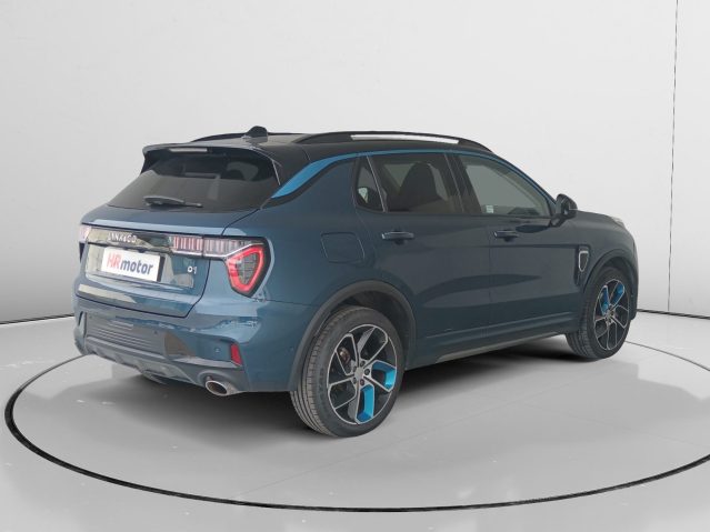 Lynk & Co 01 PHEV