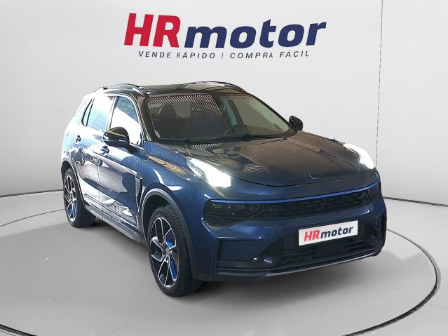 Lynk&Co 1.5 T 01 HEV