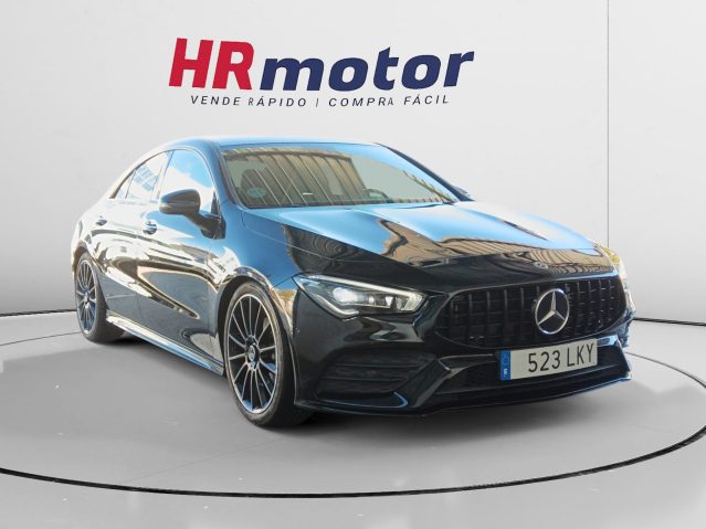 Mercedes-Benz CLA 180 AMG Line
