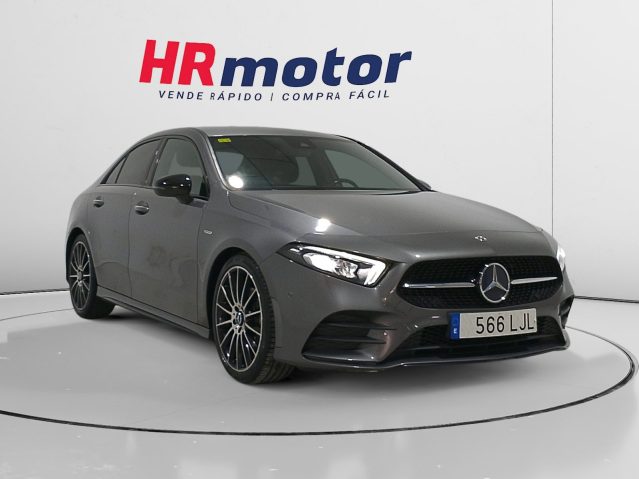 Mercedes-Benz Clase A 180 d AMG Line