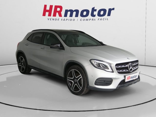 Mercedes-Benz Clase GLA 220 d AMG Line 4Matic
