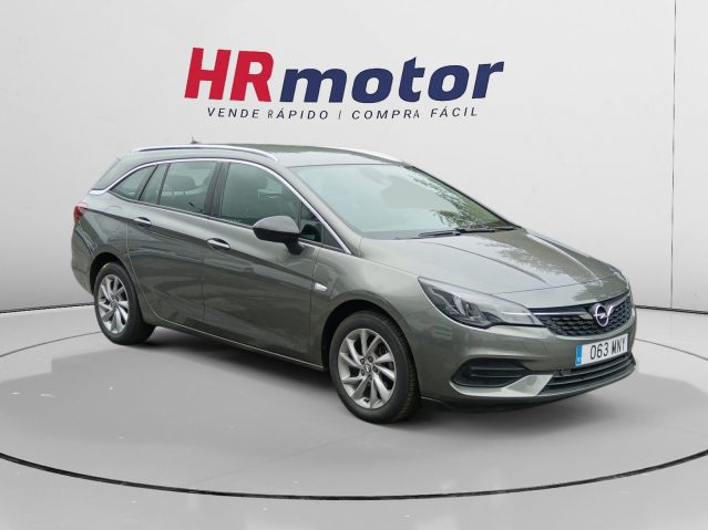 Opel Astra 1.2 ST Turbo Elegance