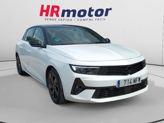 Opel Astra 1.2 Turbo GS Line