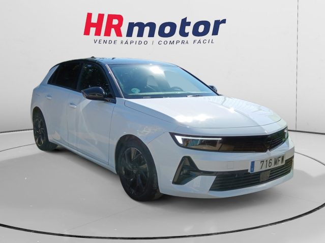 Opel Astra 1.2 Turbo GS Line