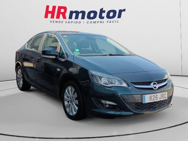 Opel Astra 1.6 CDTI Elegance