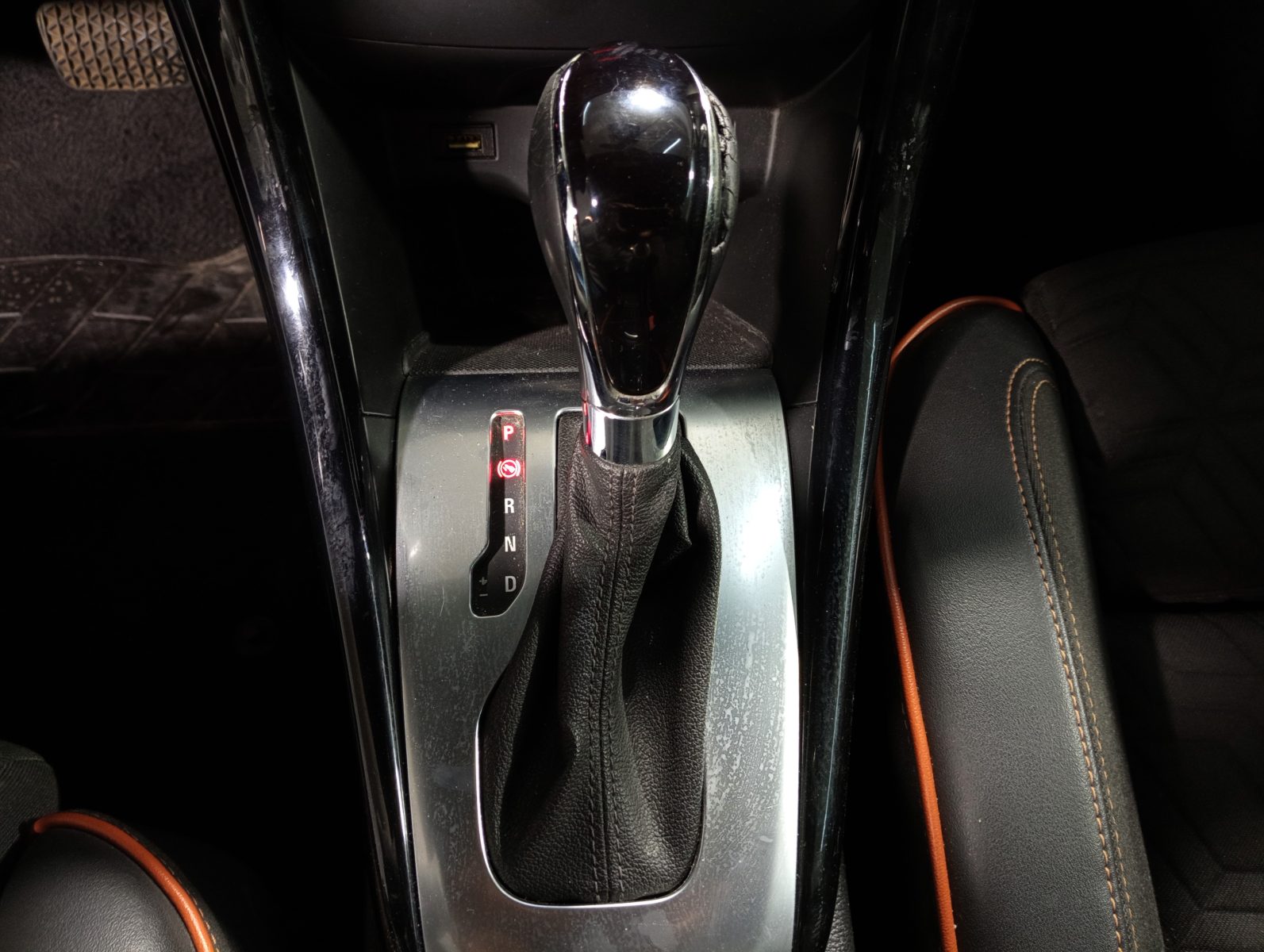 shift gear knob Opel Astra J / Cascada