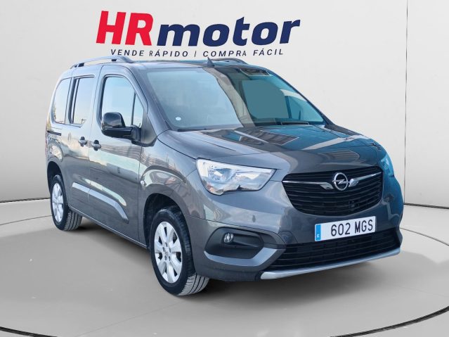 Opel Combo 1.5 Bussines Elegance Plus