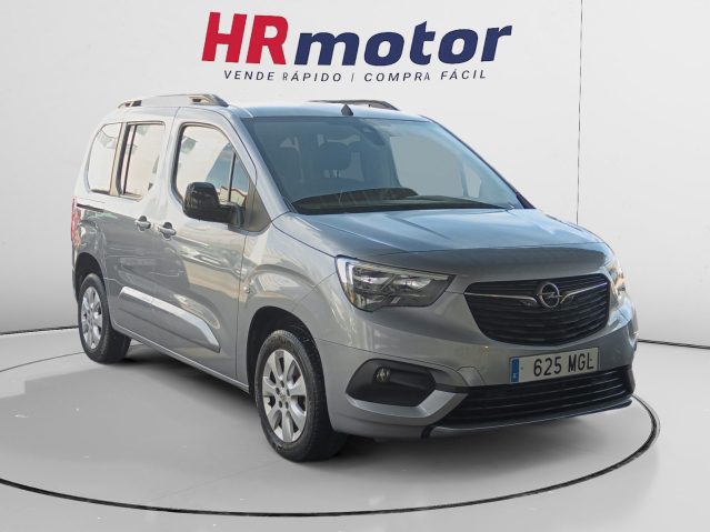 Opel Combo 1.5 Bussines Elegance Plus