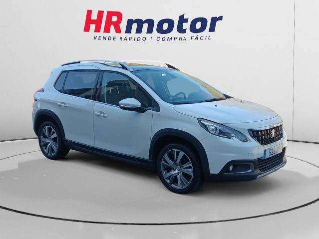 Peugeot 2008 1.2 PureTech 110 Allure