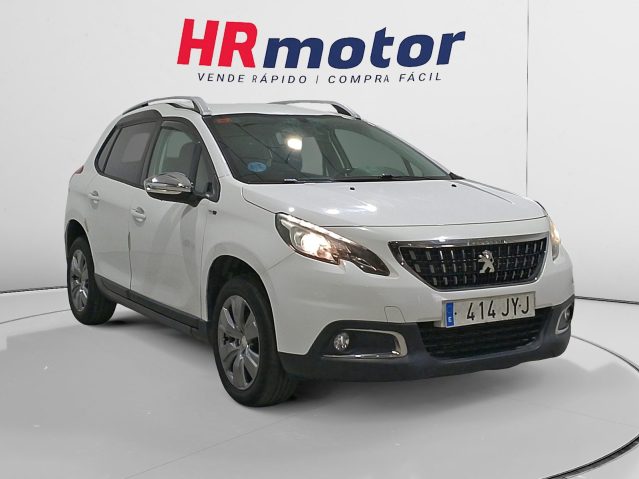 Peugeot 2008 1.2 PureTech Style