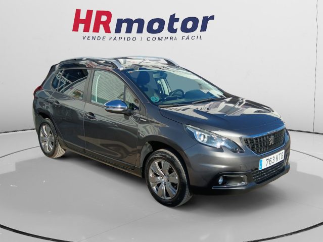 Peugeot 2008 1.2 PureTech Style