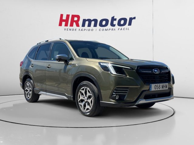 Subaru Forester 2.0ie MHEV Executive Plus