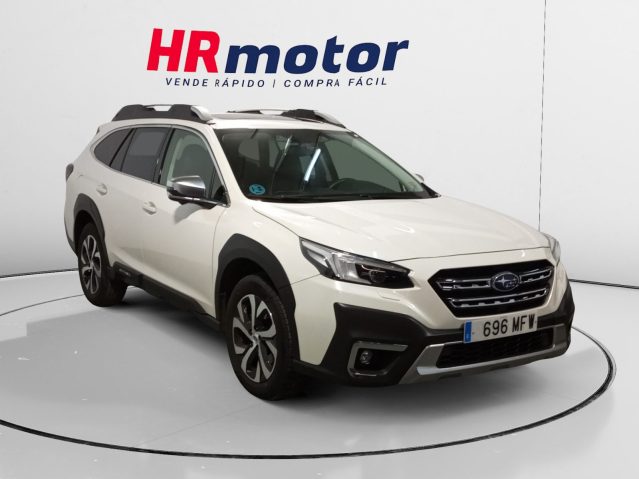 Subaru Outback 2.5i Field