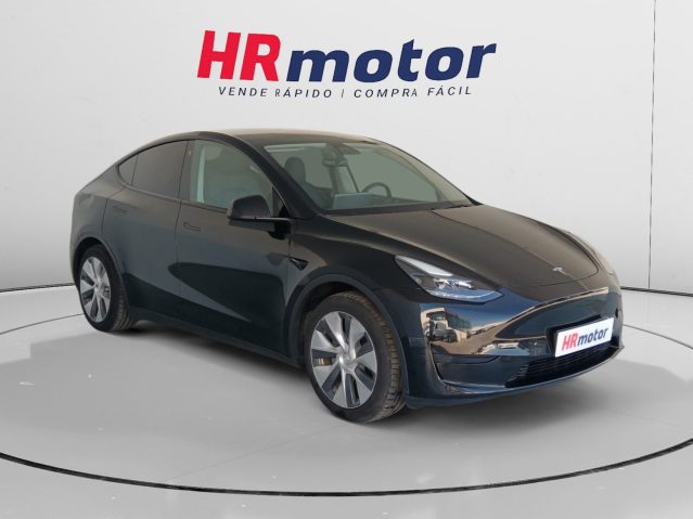Tesla Model Y RWD