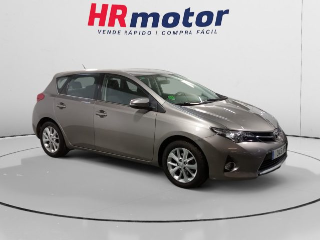 Toyota Auris 1.6 Live