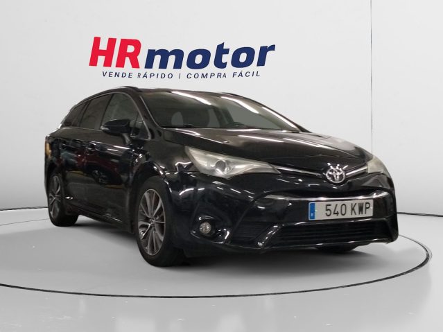 Toyota Avensis 2.0 D-4D Executive