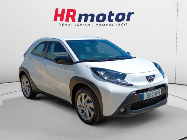 Toyota Aygo X 1.0 VVTI Play