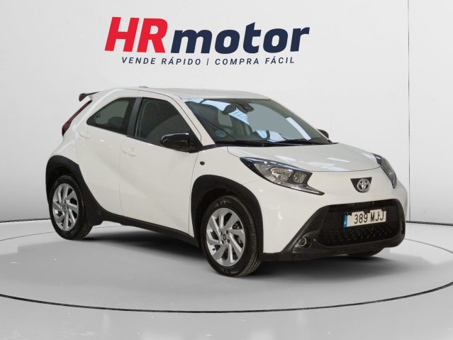 Toyota Aygo X Cross 1.0 x-play