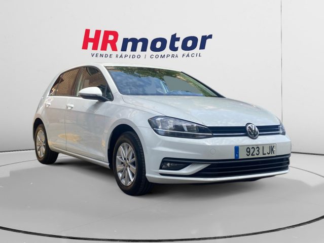 Volkswagen Golf 1.0 TSI BMT Business