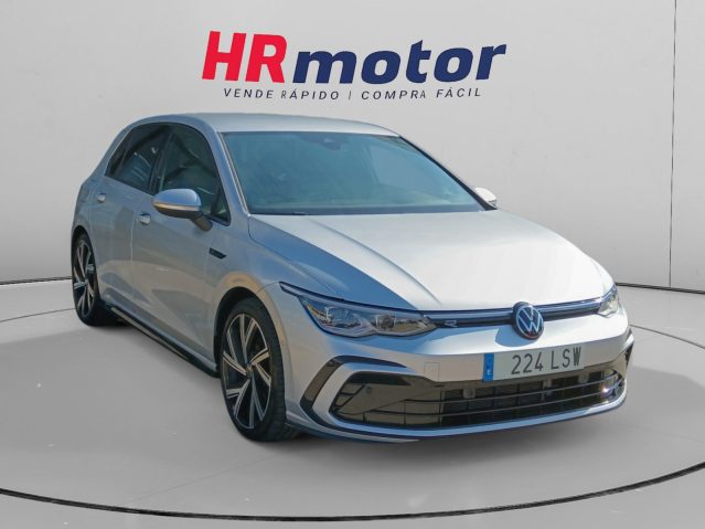 Volkswagen Golf 1.5 eTSI R-Line