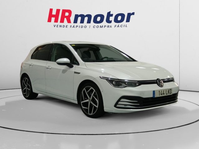 Volkswagen Golf 1.5 eTSI Style