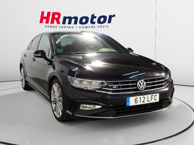 Volkswagen Passat 2.0 TDI BlueMotion Tech. R-Line