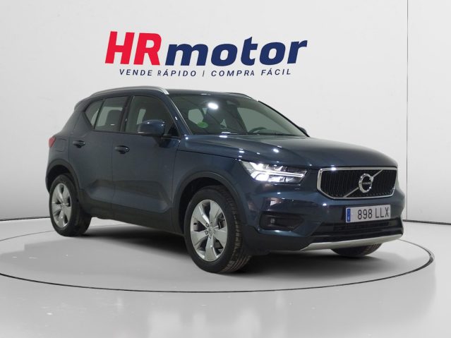Volvo XC 40 T3 2WD Momentum Pro