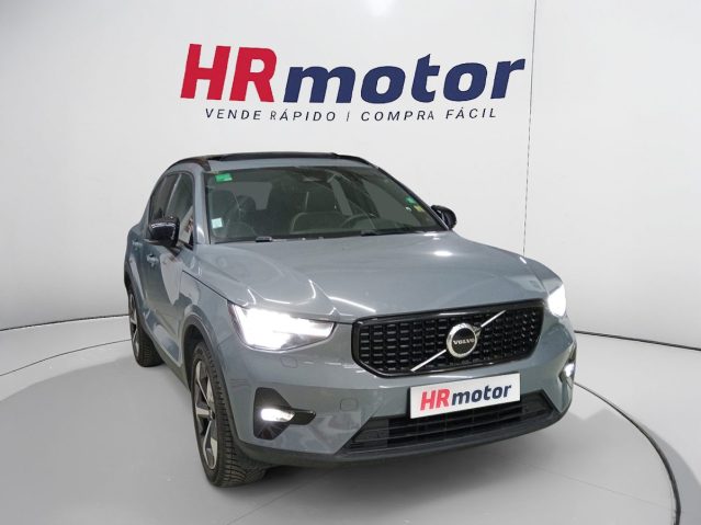 Volvo XC40 B3 Plus Dark 2WD