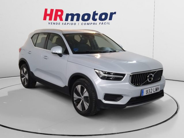Volvo XC40 T5 PHEV Twin Engine Momentum 2WD